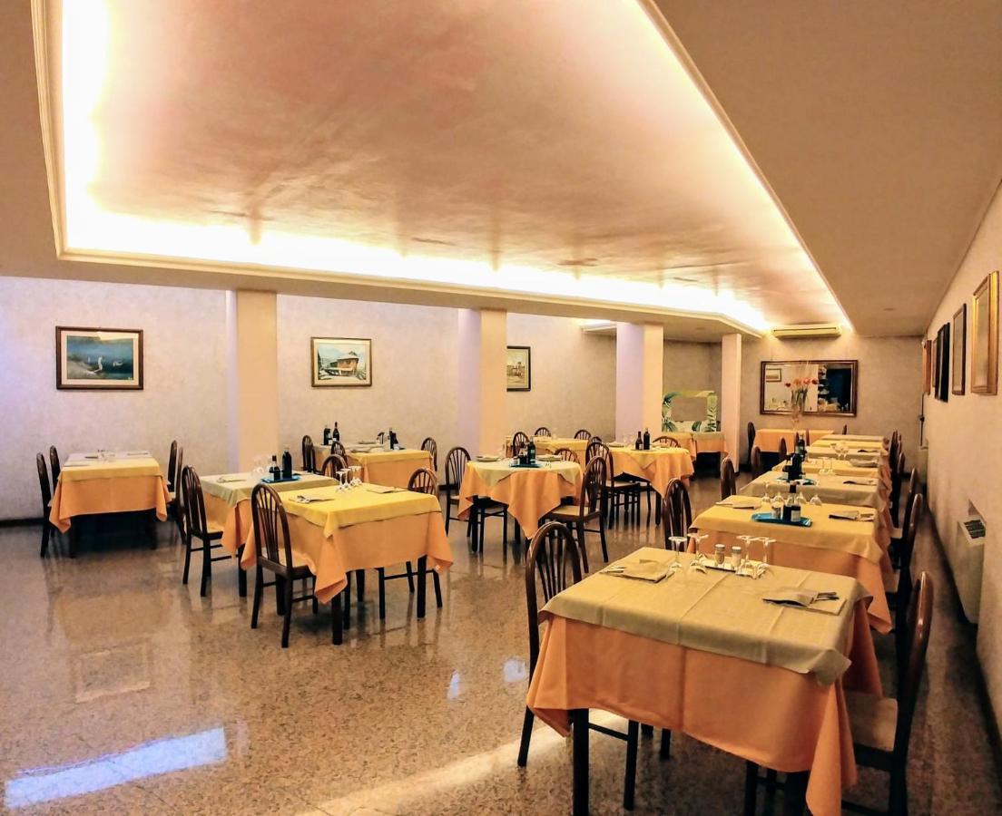 Hotel Carancini 살소마지오레테르메 외부 사진