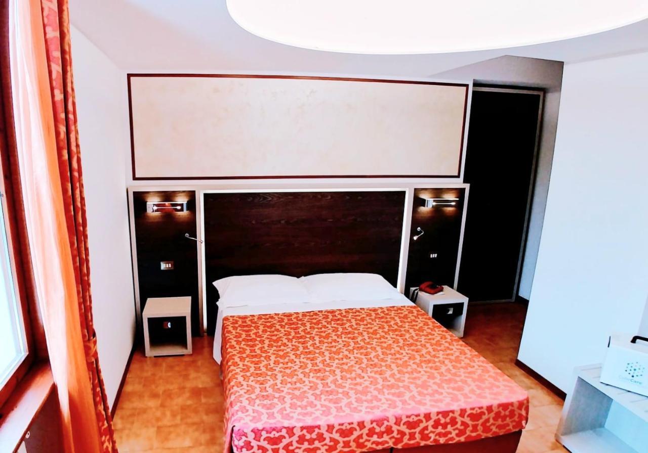 Hotel Carancini 살소마지오레테르메 외부 사진