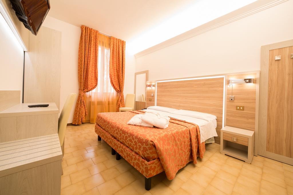 Hotel Carancini 살소마지오레테르메 외부 사진